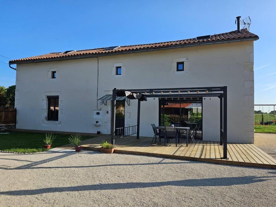 Maison Poitevine 9/10 Personnes Chaunay 外观 照片